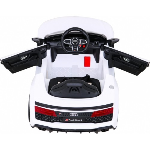 Vehicle Audi R8 LIFT White