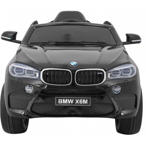Elektromobilis BMW X6M, lakuotas juodas