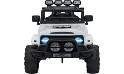 Off-Road CLIMBER vehicle White