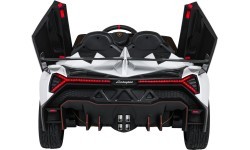Электромобиль Lamborghini Veneno, белый