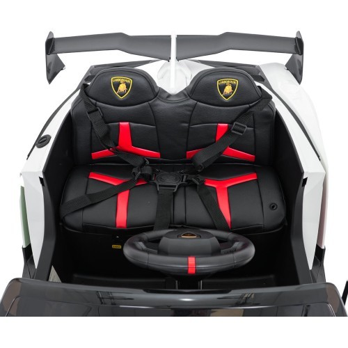Электромобиль Lamborghini Veneno, белый