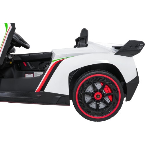 Электромобиль Lamborghini Veneno, белый