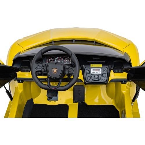 Vehicle Lamborghini Revuelto XL STRONG Yellow