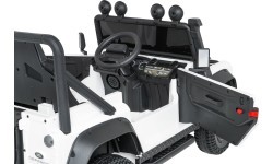 Land Rover Defender 110 SVX Concept elektromobilis baltas
