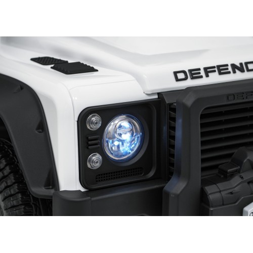 Land Rover Defender 110 SVX Concept elektromobilis baltas