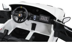 Электромобиль Porsche 911 GT3, белый