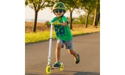 Paspirtukas WORKER Racer Urban Boy su šviečiančiais ratukais
