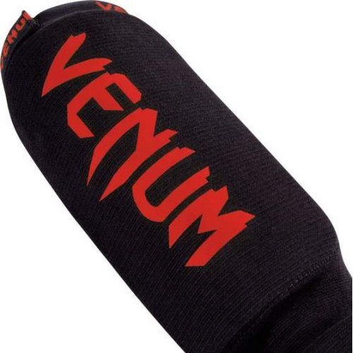 Venum Kontact blauzdų apsaugos, juodos/raudonos