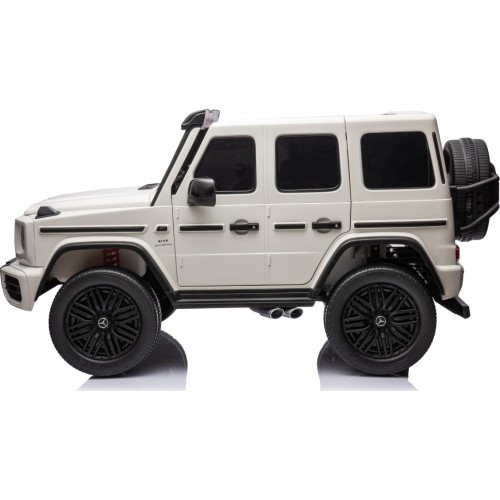 Mercedes Benz G63 AMG XXL vehicle White