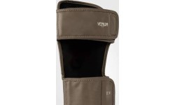 Защита голени Venum Impact Evo Scales, коричневая