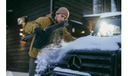 Fiskars Car snow brush and ice scraper