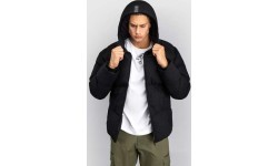 Venum Attack Urban Gi striukė su pūkine užpilda - juoda