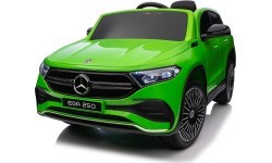 Электромобиль Mercedes Benz EQA 250, зелёный