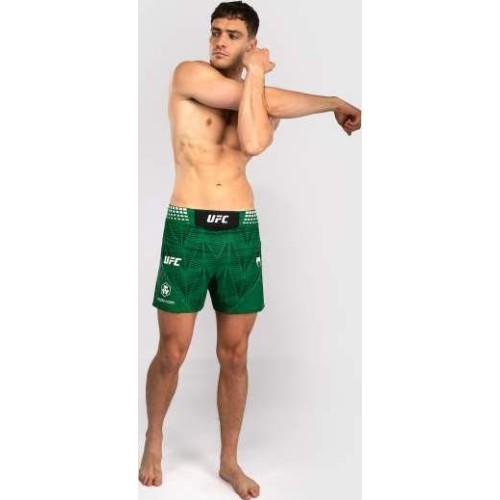 Мужские зелёные шорты для единоборств UFC Zenith by Venum