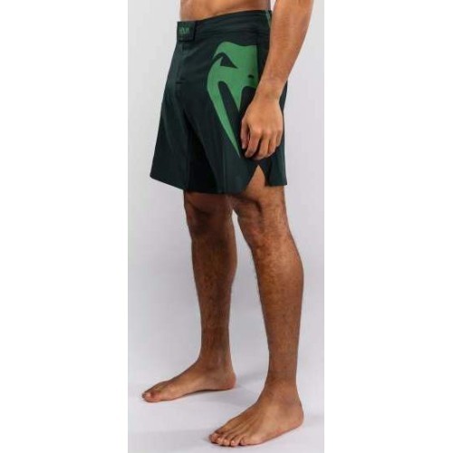 Venum Light 5.0 kovinių menų šortai - Forest Green/Light Green