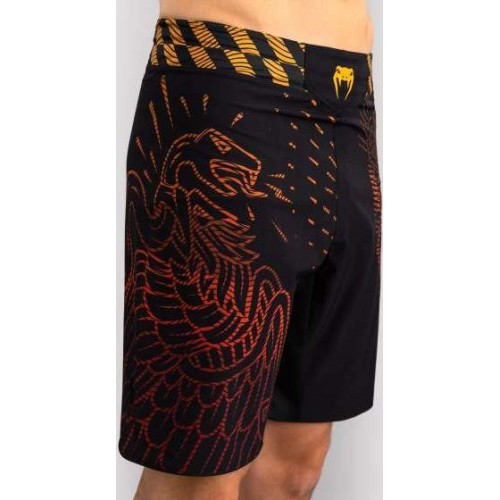 Venum Quetzal Fury MMA šortai, juodi/raudoni/oranžiniai