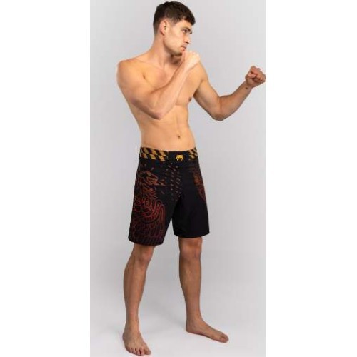 Venum Quetzal Fury MMA šortai, juodi/raudoni/oranžiniai