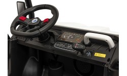 Pick-up vehicle Speed 900 White