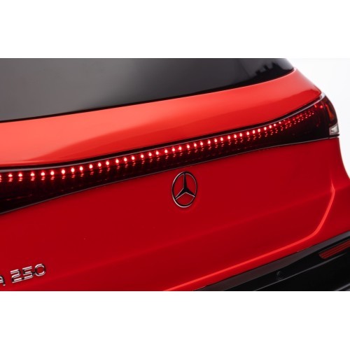 Электромобиль Mercedes Benz EQA 250, красный