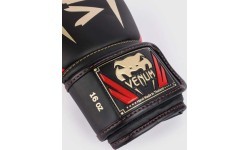 Venum Elite bokso pirštinės, juoda/auksinė/raudona