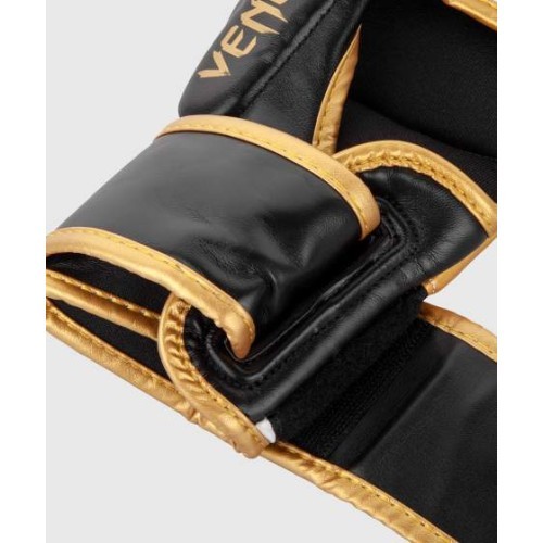 Перчатки для MMA Venum Challenger 3.0 – белые/чёрные/золотые