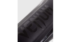 Защита голени Venum Elite Standup, матовая чёрная