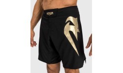 Venum Light 5.0 Fight Shorts - Black/Gold