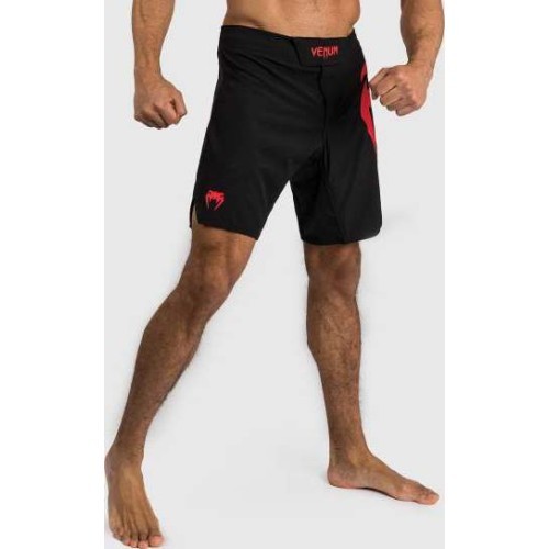 Venum Light 5.0 Fighshorts - Black/Red
