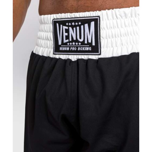 Venum Classic bokso šortai, juodi/balti