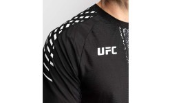 Vyriški UFC Zenith by Venum Authentic Fight Night marškinėliai, juodi