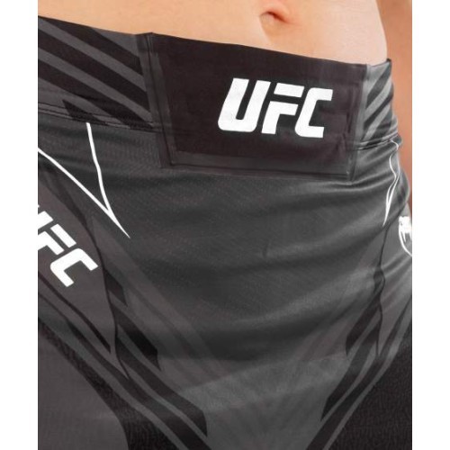 UFC Venum Authentic Fight Night moteriškas skortas – juodas
