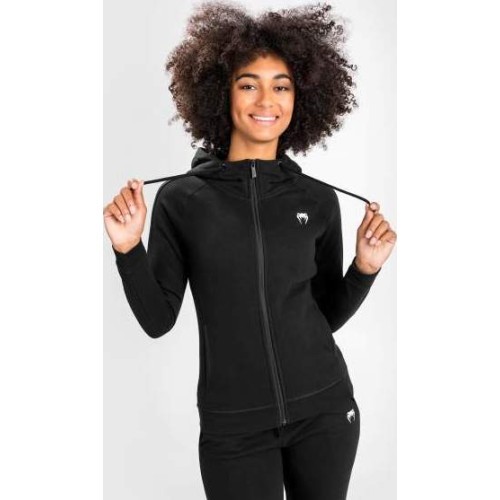 Женское худи Venum Essential, чёрное