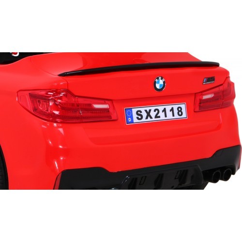 Vehicle BMW M5 DRIFT Red