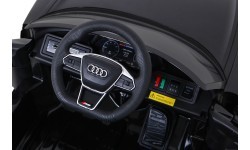 Audi RS E-Tron GT juodas