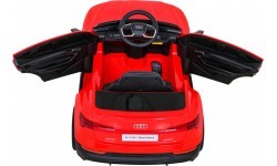 Elektromobilis Audi E-Tron Sportback, raudonas