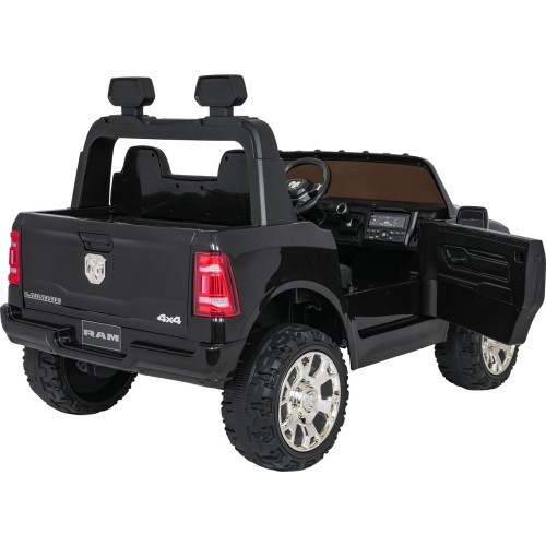 Электромобиль RAM 3500, чёрный