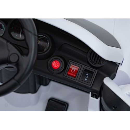 Электромобиль RUF CTR3, белый