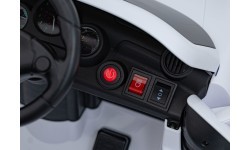 Elektromobilis RUF CTR3, baltas