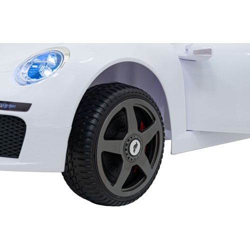 RUF CTR3 White Vehicle