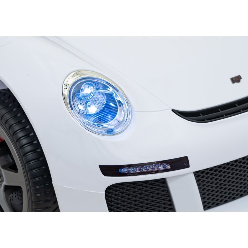Elektromobilis RUF CTR3, baltas