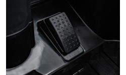 Электромобиль RUF CTR3, чёрный