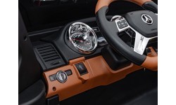 Vehicle Mercedes Benz MAYBACH G650 STRONG White