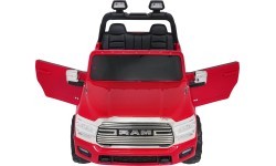 RAM 3500 raudonas elektromobilis