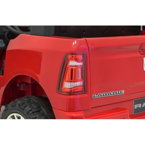 Электромобиль RAM 3500 красный