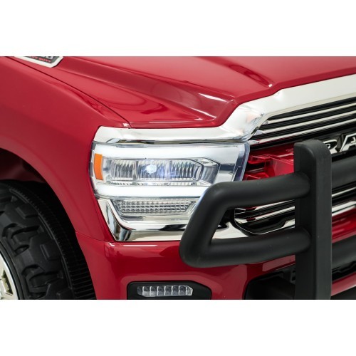 RAM 3500 ugniagesių automobilis, raudonas