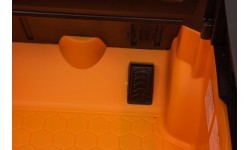 Погрузчик JCB, жёлтый