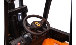 JCB krautuvas, geltonas