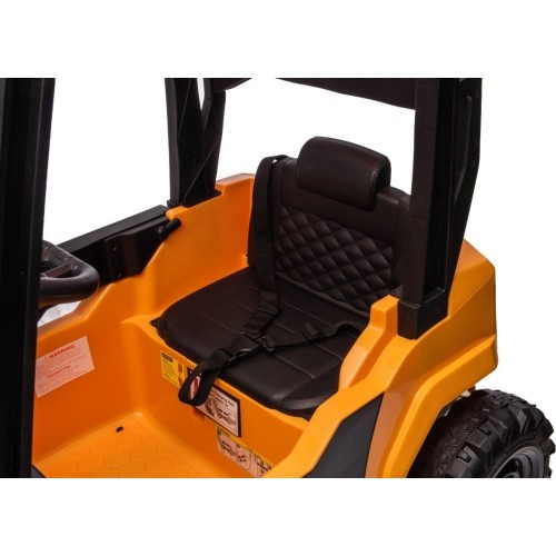 Погрузчик JCB, жёлтый