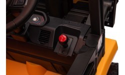 Погрузчик JCB, жёлтый