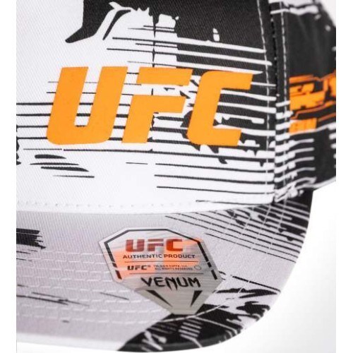 UFC Zenith by Venum balta Authentic Fight Week Trucker kepurė